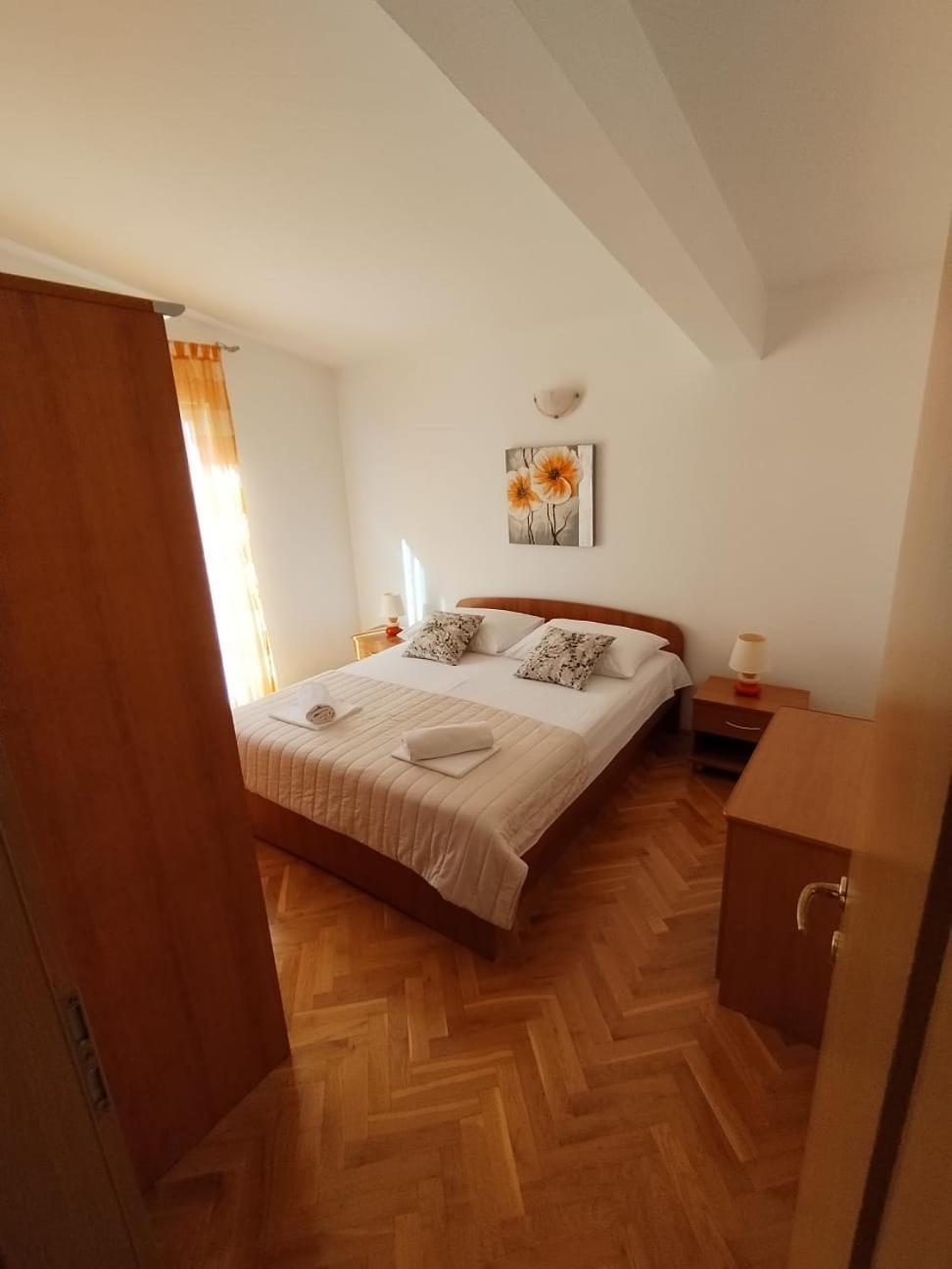 Apartmani Ljubo Primosten Exterior photo